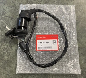 1985-1987 TRX250 Fourtrax 250 Ignition Switch Assembly OEM 35100-HA8-682 - Picture 1 of 4
