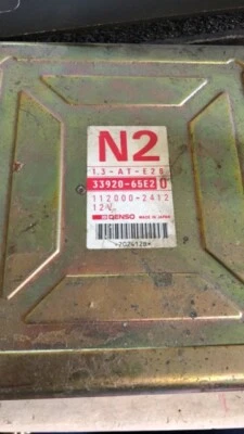 1993 Chevrolet Geo Metro ecm ecu computer 33920-65E20 - Image 1 of 2