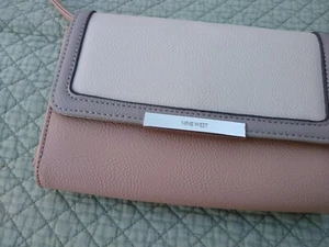 Nine West Mini Sarra Crossbody Clutch convertible bag pink white gray - Picture 1 of 11