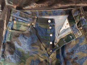 Levi's Men's 501 Original Camo Men's Jeans 36x34 Used. Excellent. - Picture 1 of 7