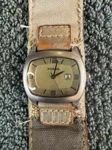 Fossil Watch JR8992 Leather and Canvas Band Gold Dial New Battery - Picture 1 of 4