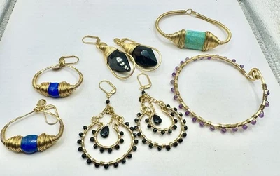 Beautiful Signed deh 5 Piece Lot Lapis, Turquoise, Onyx Earrings & Bracelets - Image 1 of 4