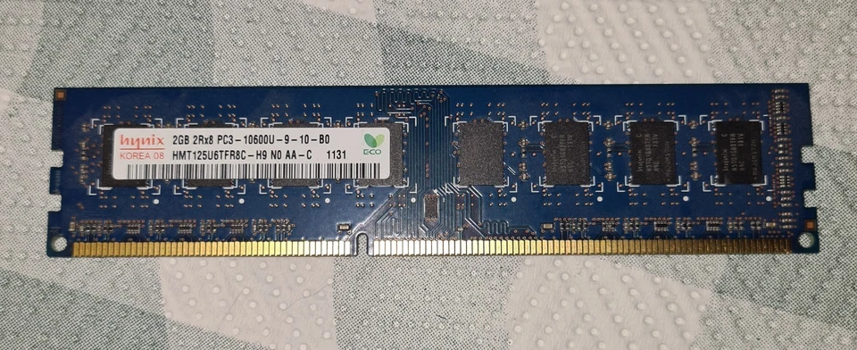 Hynix DDR3 RAM 4GB 2X 2GB 1333MHZ PC3-10600 240Pin DIMM Desktop Speicher CL9 - Immagine 1 di 1