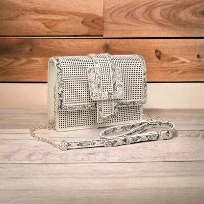 Bolso Bandolera Urban Expressions Daniela Ajustable Piel de Serpiente Foto 1 de 4