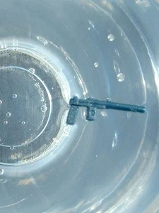 BONITA REPRO Arma Blaster Azul ESB Leia Hoth&Bespin De Colección Star War LUZ/FLOTADOR - Imagen 1 de 4