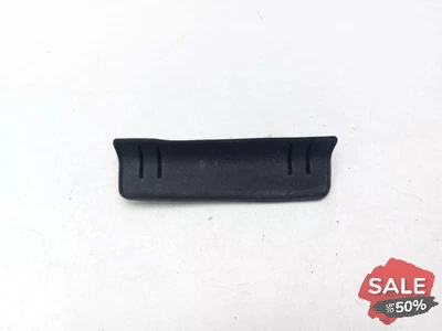 AUDI A1 8X 2013 BANDEJA INSERTABLE ALFOMBRILLA GOMA MOLDURA CONSOLA CENTRAL 8X0863301 Foto 1 de 4