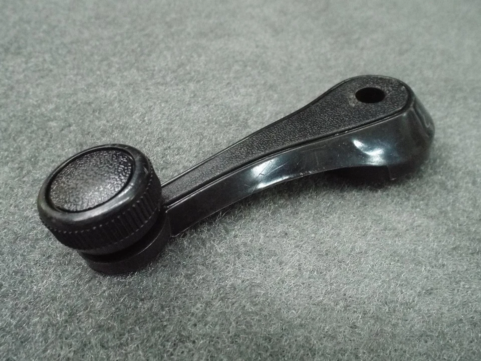 Manivela 1983 1985 1986 Ford Mustang Thunderbird LTD Mercury Capri Cougar Foto 1 de 4