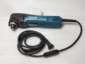 Makita TM3010C kabelgebundenes oszillierendes Multitool, 6.000 - 20.000 Umdrehungen pro Minute, 3 Ampere Neu - Bild 1 von 10