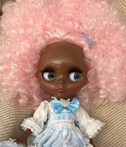 Neo Blythe Puppe rosa Haare nude Gelenk Körper glänzend Gesicht dunkle Haut Mode BJD Toys - Bild 1 von 24