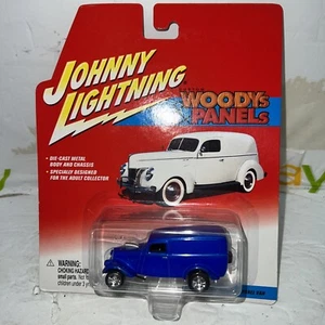 Johnny Lightning Woodys and Panels 33 Willys Kastenwagen - Bild 1 von 3