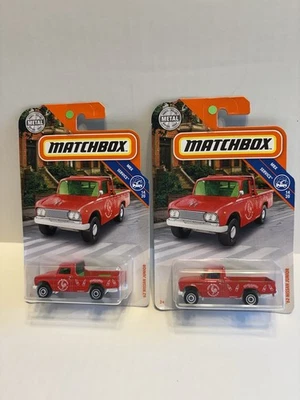Lote de 2 Nissan Junior SRIRACHA 2019 MatchBox '62 #14/20 servicio MBX Foto 1 de 4