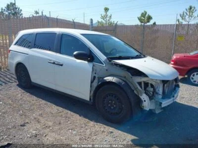 Used Air Cleaner Assembly fits: 2014 Honda Odyssey  Grade A - Image 1 of 4