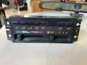 2006 GMC T7500 - Heater/HVAC Controls P/N: 8-97500-0781 / 502731-0551 - Picture 1 of 2