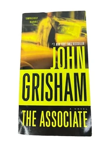 John Grisham, The Associate - Picture 1 of 12