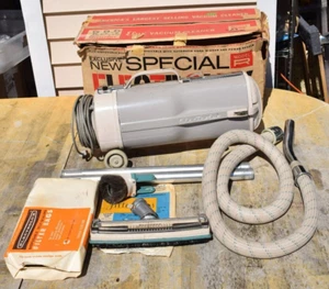 Vintage Electrolux Canister Vacuum Cleaner Model R Complete Box, Bags WORKS READ - Picture 1 of 9