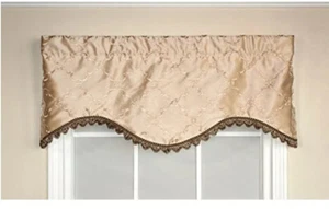 RLF HOME Summit Diamond Cornice Valance Parchment Color - Picture 1 of 2