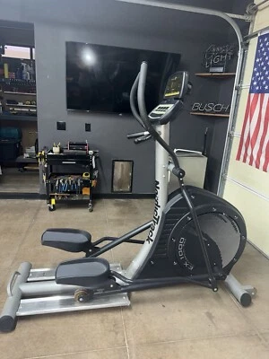 NordicTrack Elite Elíptica EX 1000 Commercial Pro Foto 1 de 4