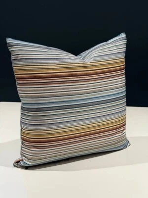 Cojín de algodón Missoni azul multicolor nuevo Foto 1 de 4