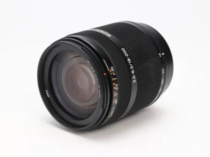 【Excellent】 SONY DT 18-200mm F3.5-6.3 SAL18200 black from Japan - Picture 1 of 5