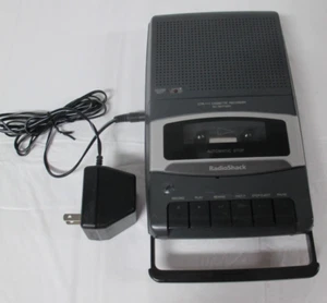 Cassetta registratore a nastro portatile RadioShack vintage Optimus CTR-111 - testato funzionante - Foto 1 di 6