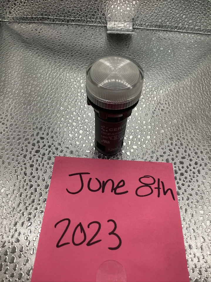 Luz Piloto Cerus CB2-B7-IV-71 Blanca 24V AC/DC Foto 1 de 4