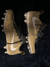 nike football cleats 9.5