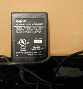 Sanyo Netzteil Modell SCP-01ADT Klasse 2 Netzkabel - Bild 1 von 2