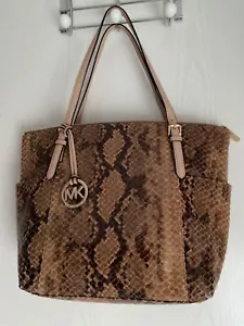 MICHAEL KORS Damentasche, Schlangenmuster Sand Braun Beige LEDER NEU - Bild 1 von 6