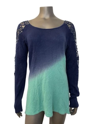 Venus Sweater Women’s L Blue Hombre Open Crochet Dipped Soft Thin Round Neck - Image 1 of 4