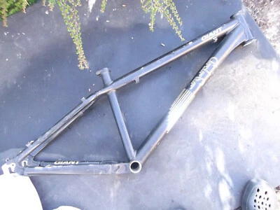 GIANT STP FRAME - image 1 of 4