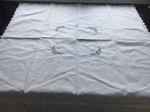 Alte Tischdecke Mitteldecke Stickerei 1020/18 - Bild 1 von 5