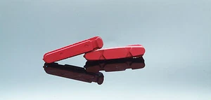 Road bike Insert Pads brake for wet & dry conditions . Fibrax -red 410r
