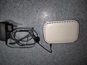 Switch Netgear GS605 V4 - 5 ports Gigabit Ethernet - Photo 1/3