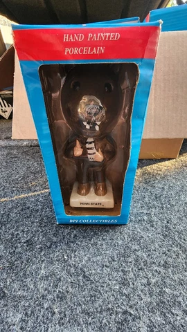 PENN STATE NITTANY LION mascot bobblehead porcelain 1995 BPI COLLECTIBLES Cover