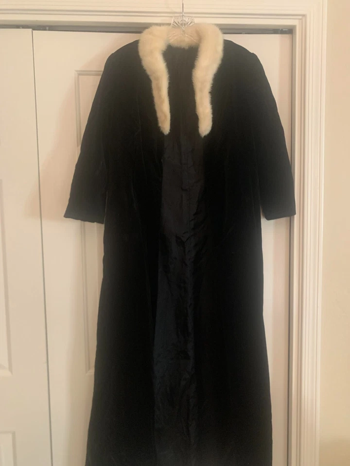 Casaco de ópera vintage 20'2 veludo branco pele de coelho colarinho comprimento chão P/XS - Imagem 1 de 4