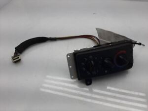 Temperature Control With AC 00-02 Dodge Ram 2500 05015734AA