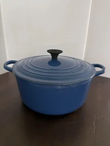 Vintage Le Creuset Blau Emaille Dutch Oven 22 Französisches Gusseisen 3,5 Quart - Bild 1 von 5