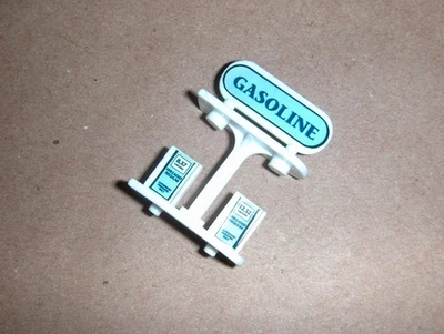 Toll Bridge Plaza Micro Machines Hiways & Byways Playset 1991 - Image 1 of 3