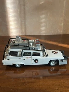 1996 Columbia Pictures Extreme Ecto Ghostbusters Car Trendmasters - Imagen 1 de 24