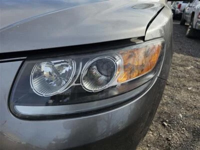 Used Left Headlight Assembly fits: 2012 Hyundai Santa fe from 07/25/2011 Left Gr - Image 1 of 4