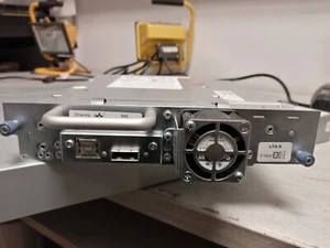 1X HP 695111-001 AQ284B#103 LTO-5 6Gb/s SAS HH Tape Drive BL540B - Picture 1 of 2