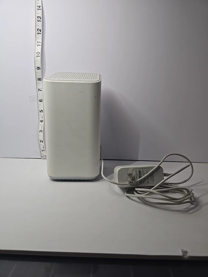 Comcast Xfinity XB7-CM GIGABIT Modem WiFi Router with Power Cord Works Great - Image 1 of 1