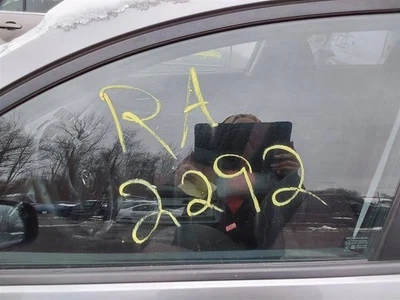 MAZDA 3   2004 Fuel Filler Door 685597 - Image 1 of 4