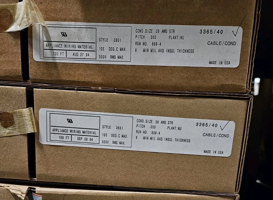 3M 3365/40 Flat Ribbon Cable 28AWG 40 Conductor .050 pitch 100 foot 线轴 — 第 1/1 张图片