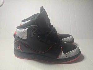 Nike Air Jordan 631784-062  flight 2 Black Infrared Orange Kids Youth 5.5Y - Picture 1 of 15