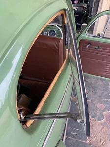 POP OUT WINDOW EXTENSION LATCH / PAIR | VW BEETLE 1953 - 1964 - Picture 1 of 7