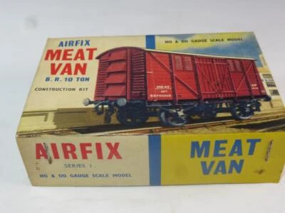 AIRFIX HO/OO MODEL RAILWAY KIT Meat Wagon Unmade in Rare Type 2 Box - Image 1 of 4