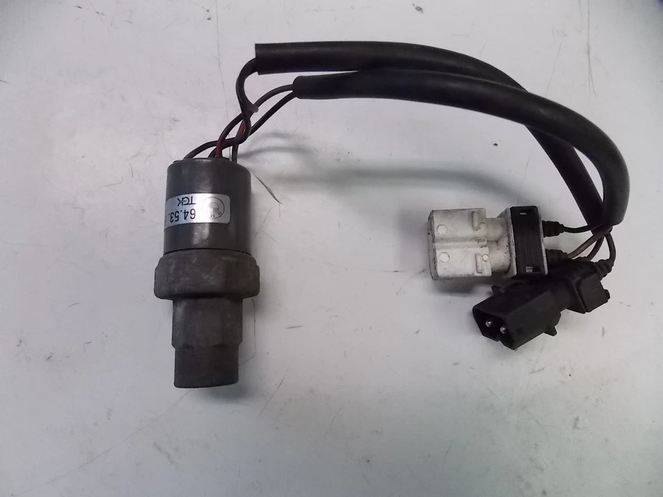 Interruptor de seguridad de presión de CA BMW E36 64538390582 OEM 92-95 318 325 525 M3 Foto 1 de 1