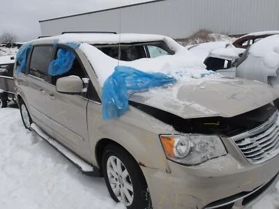 Puerta delantera izquierda vidrio delantero usado se adapta a: Chrysler Town & Country 2014 delantero izquierdo G Foto 1 de 4