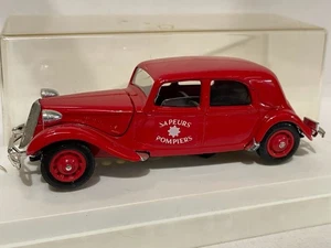 SOLIDO Citroen 15cv Ref 4033 1:43 modelcar firefighters Diecast - Picture 1 of 7
